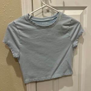 Woman’s crop top